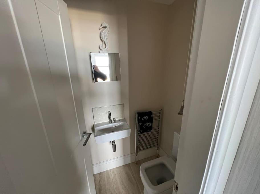 Fantastic 3 Bedroom Holiday Home Millport Luaran gambar