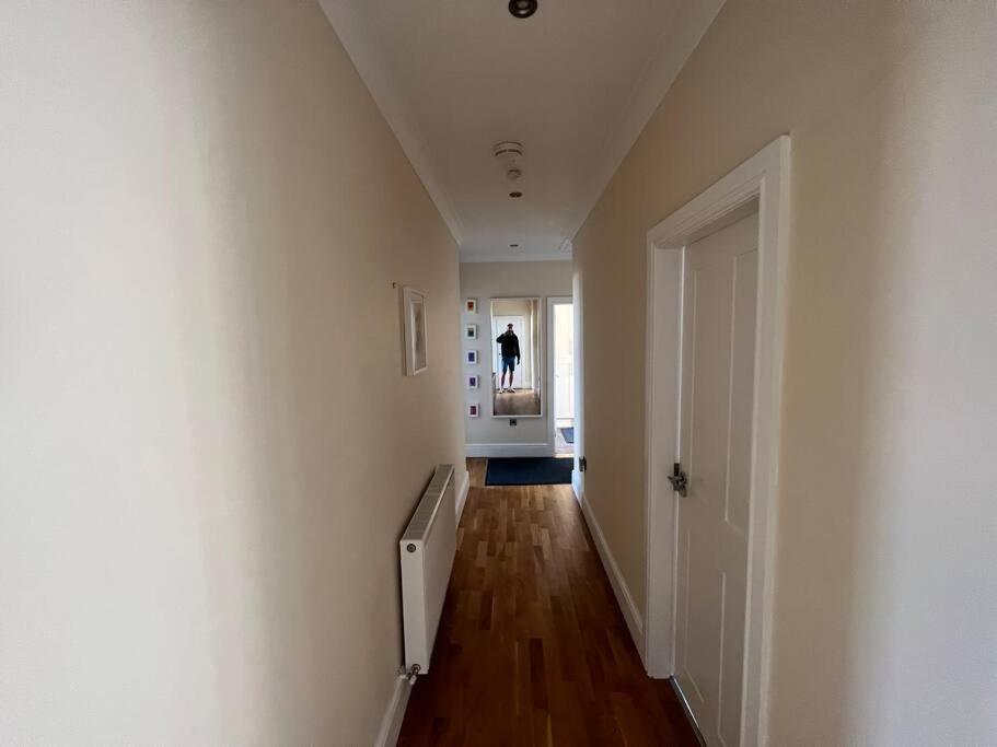 Fantastic 3 Bedroom Holiday Home Millport Luaran gambar