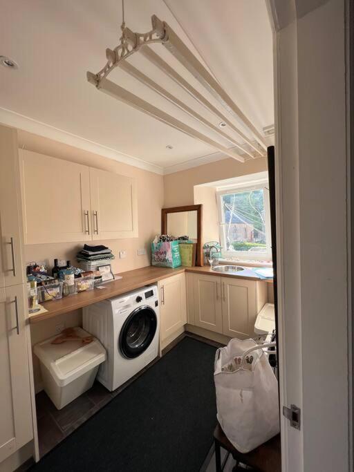 Fantastic 3 Bedroom Holiday Home Millport Luaran gambar